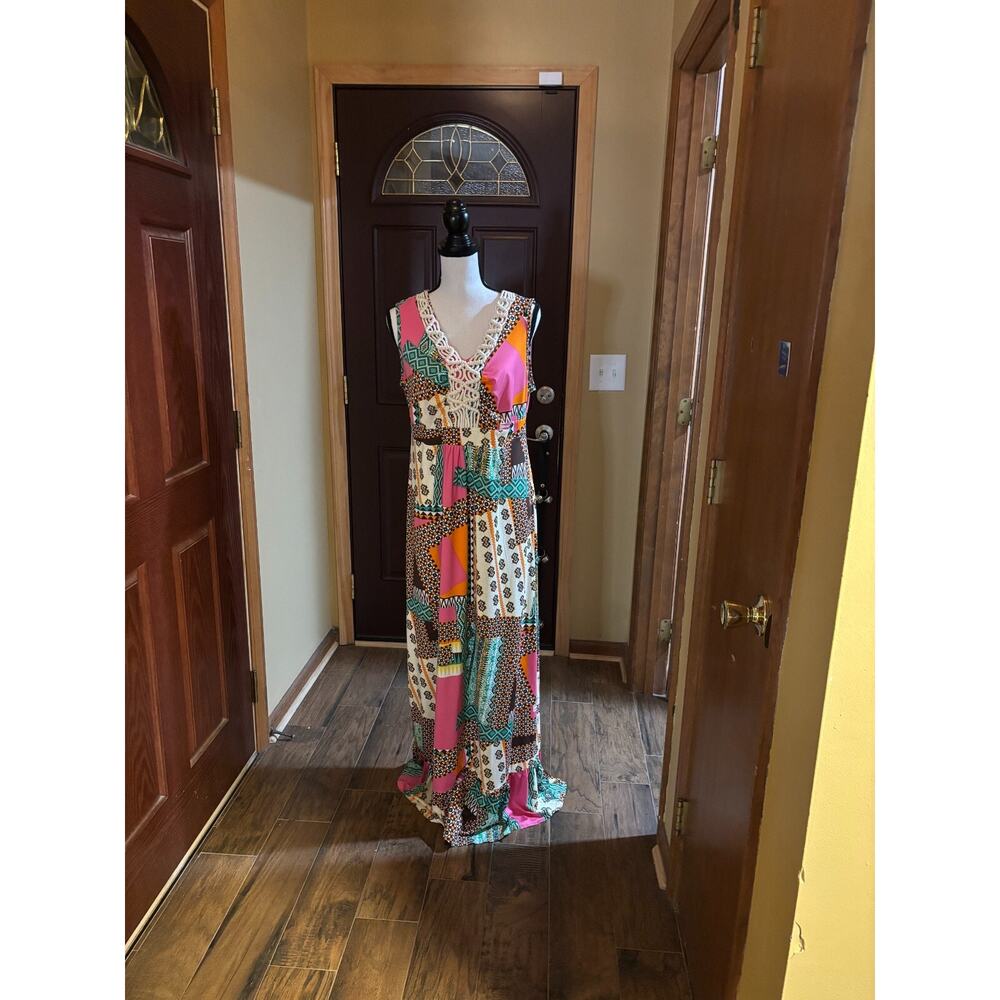 New Directions Boho Maxi Style Dress PTP 19/Length 58/waist 18/size Large